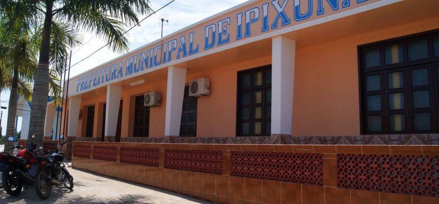 O Ministério Público do Amazonas (MPAM) emitiu uma recomendação formal à Prefeitura de Ipixuna após identificar omissão na divulgação de dados públicos obrigatórios no Portal da Transparência. As informações ausentes dizem respeito às licitações realizadas entre janeiro e setembro de 2025.